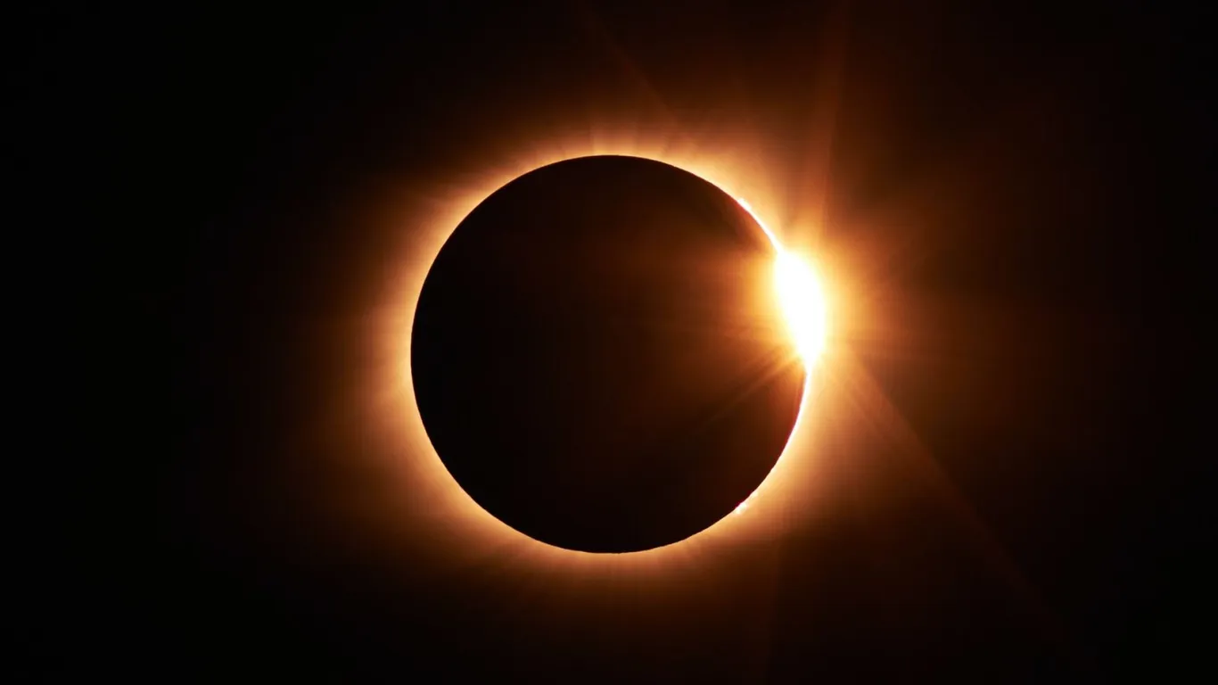 You are currently viewing How will the solar eclipse 2023 affect your zodiac sign?